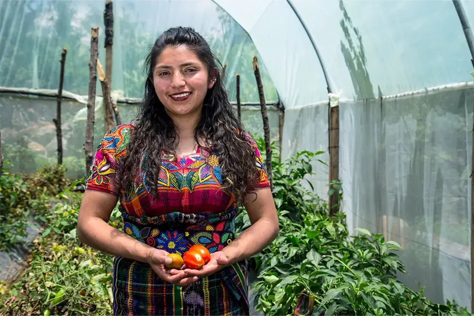 cecilia_martinez_credito_dia_de_la_juventud_01_web.png